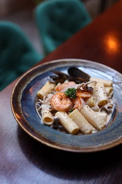 Seafood pasta with prawns and seasonal sauce